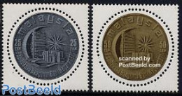 Malaysia 1971 Central Bank 2v, Mint NH, Various - Banking And Insurance - Round-shaped Stamps - Otros & Sin Clasificación