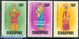 Singapore 1976 Wedding Costumes 3v, Mint NH, Various - Costumes - Art - Fashion - Costumes