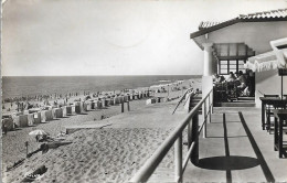 40. VIEUX BOUCAU. LA PLAGE VUE DU CAPITAINE BAR. 1956. - Vieux Boucau