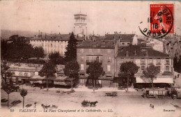 N°1652 W -cpa Valence -la Place Championnet- - Valence