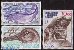 French Antarctic Territory 1977 Animals 3v, Mint NH, Nature - Birds - Fish - Sea Mammals - Nuovi