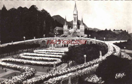 CPSM LOURDES - LA BASILIQUE - Lourdes