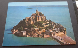 Le Mont-Saint-Michel - Vue Aérienne - Ets. R.B. - Le Mont Saint Michel