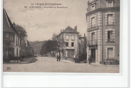 AUBUSSON - Avenue De La République - Très Bon état - Aubusson