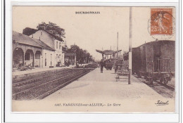 VARENNES-sur-ALLIER : La Gare - Tres Bon Etat - Sonstige & Ohne Zuordnung