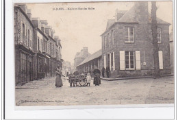 St-JAMES : Mairie Et Rue Des Halles - Tres Bon Etat - Andere & Zonder Classificatie