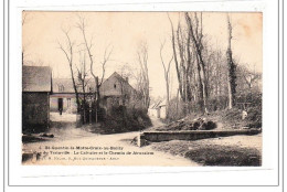 St-QUENTIN-la-MOTTE-CROIX-au-BAILLY : Rue Du Trainville - Le Calvaire Et Le Chemin De Jerusalem - Tres Bon état - Otros & Sin Clasificación