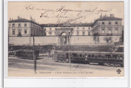 TOULOUSE : L'ecole Vétérinaire Pres La Gare Du Midi - Tres Bon Etat - Toulouse