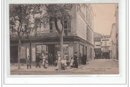 SAINTES - Rue Et Hôtel Des Messageries - Très Bon état - Saintes