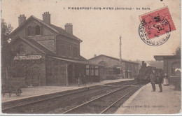 PIERREPONT SUR AVRE : La Gare Vers 1910 - Bon état (coins Légèrement Arrondis) - Otros & Sin Clasificación