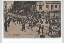 METZ - Rue Serpenoise """"La Jeunesse Lorraine"""" - Rômerstrasse - Très Bon état - Metz