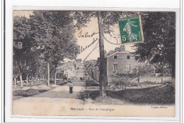 MOREUIL : Rue De Compiegne - Tres Bon Etat - Moreuil