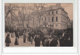 MOULINS - La Manifestation Sur Les Cours De La Préfecture 5 Février 1906 - Très Bon état - Moulins