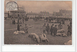 MOULINS - Le Plan Des Bouchers - état - Moulins