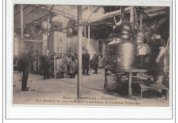 Maison Cointreau D'ANGERS - Les Alambics De 1000 Litres Pour La Distillation Du Cointreau Triple Sec - Très Bon ét - Angers