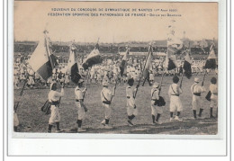 NANTES - Concours De Gymnastique - Fédération Sportive Des Patronages De France 1909- Défilé Drapeaux - Très Bon état - Nantes