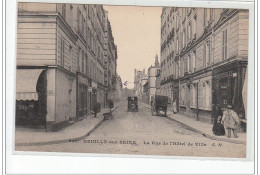 NEUILLY SUR SEINE - La Rue De L'Hôtel De Ville - Très Bon état - Neuilly Sur Seine