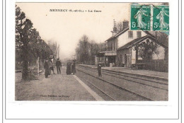 MENNECY : La Gare - Tres Bon Etat - Mennecy