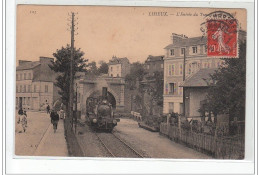 LISIEUX - L'entrée Du Tunnel De Trouville - TRAIN - Très Bon état - Lisieux