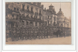 LOIRET : Militaire Devant Banque National De Credit - Tres Bon état - Andere & Zonder Classificatie