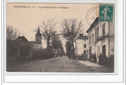 MONTLIEU - La Gendarmerie Et L'Eglise - Très Bon état - Sonstige & Ohne Zuordnung