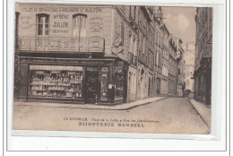 LA ROCHELLE - Place De La Caille Et Rue Des Gentilshommes - Bijouterie Roussel - Très Bon état - La Rochelle