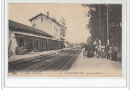 LA TOUR DU PIN - La Gare (intérieure) - Très Bon état - La Tour-du-Pin