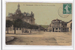 LONGUYON : L'hotel De Ville Et La Rue De La Halle (toillé) - Tres Bon Etat - Longuyon