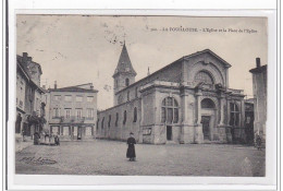 LA FOUILLOUSE : L'eglise Et La Place De L'eglise - Tres Bon Etat - Sonstige & Ohne Zuordnung