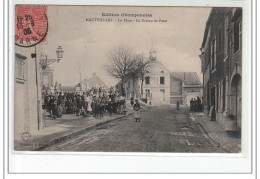 HAUTVILLERS - La Place - Le Bureau De Poste - Très Bon état - Sonstige & Ohne Zuordnung