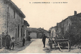 L'ARGONNE-DOMBASLE : La Rue De La Nation - Tres Bon Etat - Sonstige & Ohne Zuordnung
