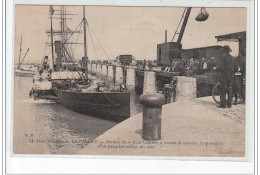 Gare Maritime De LA PALLICE - Arrivée Du """"Jean Guitton"""" Venant De Prendre Les Passagers D'un Paquebot - Très Bon é - Andere & Zonder Classificatie