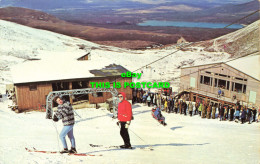 R589181 Ski Ing In Cairngorms - Mondo