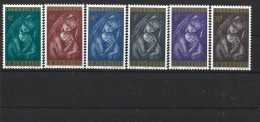 1965 RWANDA 128-33 ** Noël, Vierge-enfant - Unused Stamps