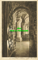 R589951 7. Tower Of London. St. Johns Chapel In White Tower. H. M. Office Of Wor - Autres & Non Classés