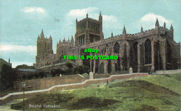 R589251 Bristol Cathedral. Thomas. Fine Art Post Cards. Christian Novels Publish - Mundo