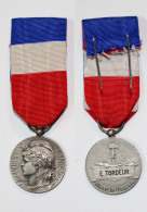 Médaille Civile-FR_003d_Honneur Et Travail_Argent_20 Ans_Tordeur_21-03-3 - Profesionales / De Sociedad