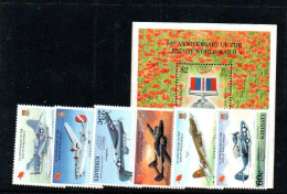 KIRIBATI - 1995  - 50TH ANNIVERSARY ENDING OF WWII  SET OF 6 + S/SHEET MINT NEVER HINGED  SG CAT £8.40 - Kiribati (1979-...)