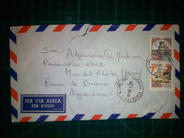 ITALIE, Enveloppe Aereo Circulée Par Avion Jusqu'à Buenos Aires Avec Divers Timbres Postaux (châteaux Et Autres). Années - Luftpost