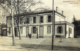 *CPA - 81 - GRAULHET - Hôtel De Ville - Animée - Graulhet