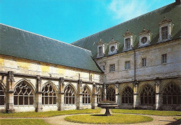 *CPM  -76 - SAINT-WANDRILLE-RANÇON - Le Jardin Du Cloître De L'Abbaye - Saint-Wandrille-Rançon