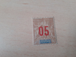 TIMBRE   GUADELOUPE       N  73     COTE  2,50   EUROS  NEUF  TRACE  CHARNIERE - Ungebraucht