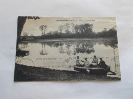 THIRON GARDAIS ( 28 Eure Et Loir ) L ETANG DE SAINTE ANNEE ANIMEES EN BARQUE  1931 - Autres & Non Classés