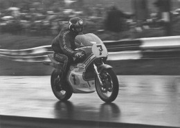 PILOTE BARRY SHEENE SUR MOTO SUZUKI PHOTO DE PRESSE  17X12CM - Sport