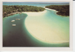 Ile Maurice Trou Aux Biches,  Barques Blanches Eaux Bleutée CM 2 Scans - Mauritius