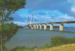 DK132,  *  FARØBRERNE  * THE BRIDGES * UNUSED - Denmark
