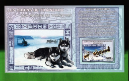 WW14444- CONGO 2006- MNH (CÃES) - Honden