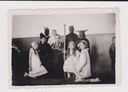 Boys And Girls With Scary Carnival Costumes, Portrait, Vintage Orig Photo 8.7x6.2cm. (443) - Personnes Anonymes