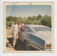 Guys, Two Young Men Pose To Old Chevrolet Impala Car, Vintage Orig Square Photo 8.8x8.8cm. (30513) - Coches