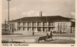 (Allemagne) FREIBURG  Neuer Hauptbahnhof Voiture Auto Car - Freiburg I. Br.